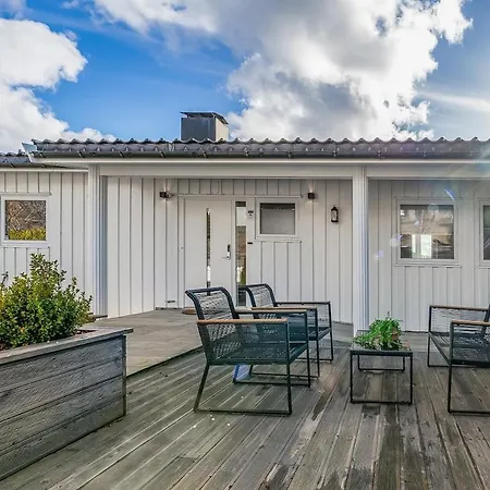 בית נופש Casa Knott 4 Bedroom אולסטיינוויק